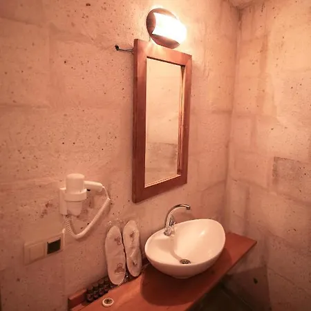 Cappadocia Eagle Cave Hotel