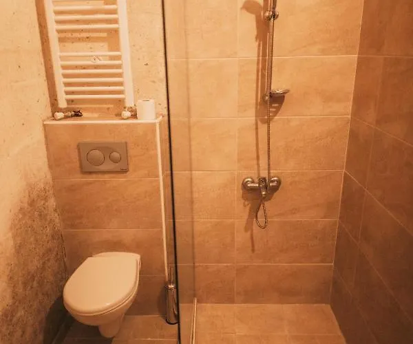 מלון Cappadocia Eagle Cave Ortahisar