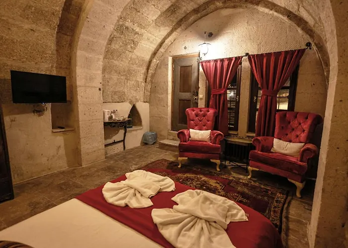 Cappadocia Eagle Cave מלון