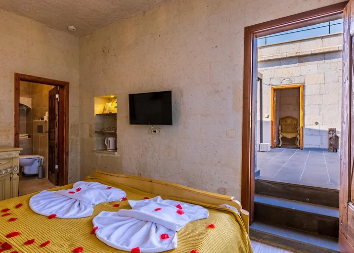 Cappadocia Eagle Cave Ortahisar