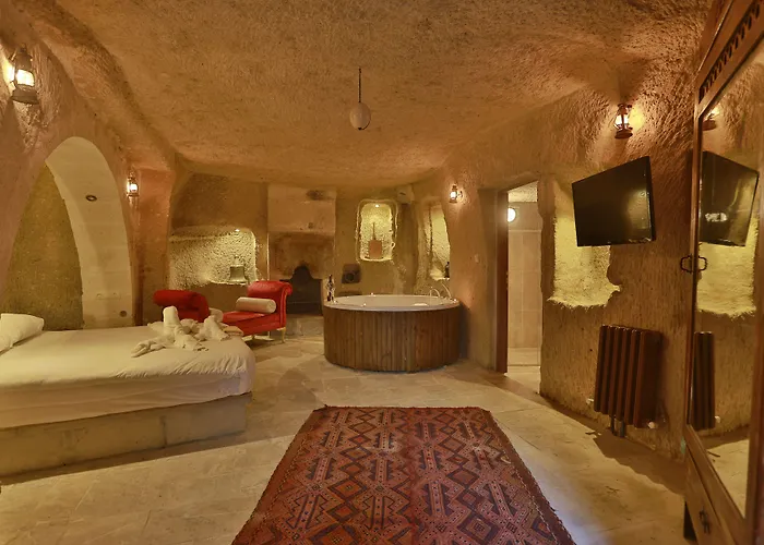 Cappadocia Eagle Cave מלון