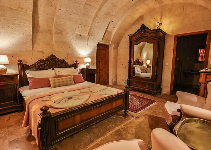 מלון Cappadocia Eagle Cave